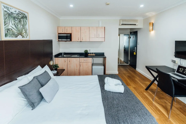 Double Suite