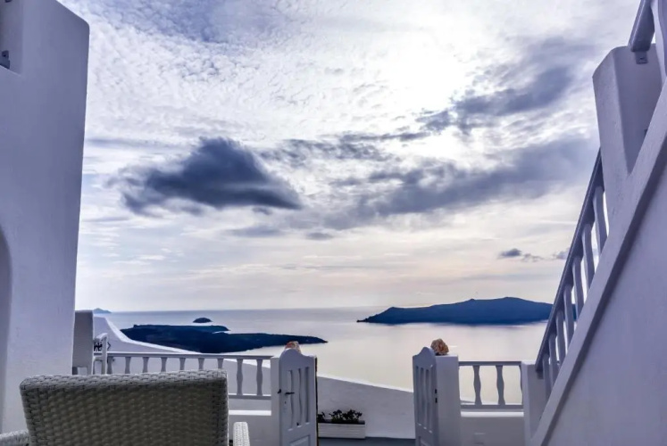Santorini View Studios-Adults Only