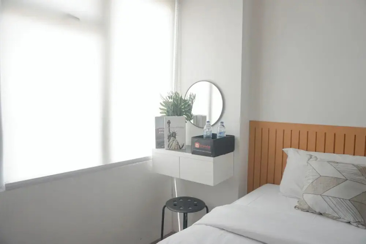 Cozy And Homey Studio At Metropolitan Park Apartment