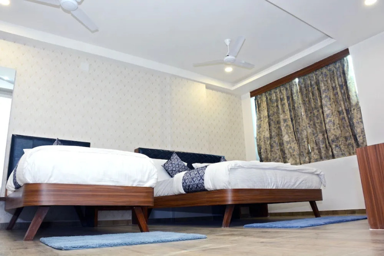 Hotel Royal Wings
