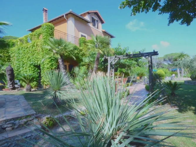 Villa