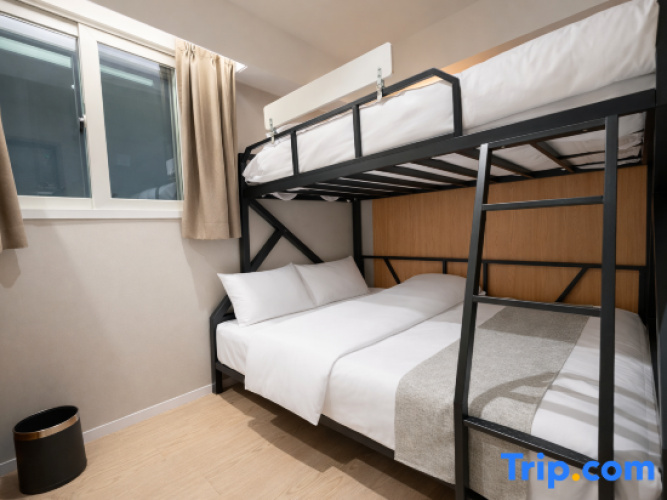 Bed in Dorm