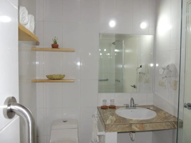 Standard Triple room