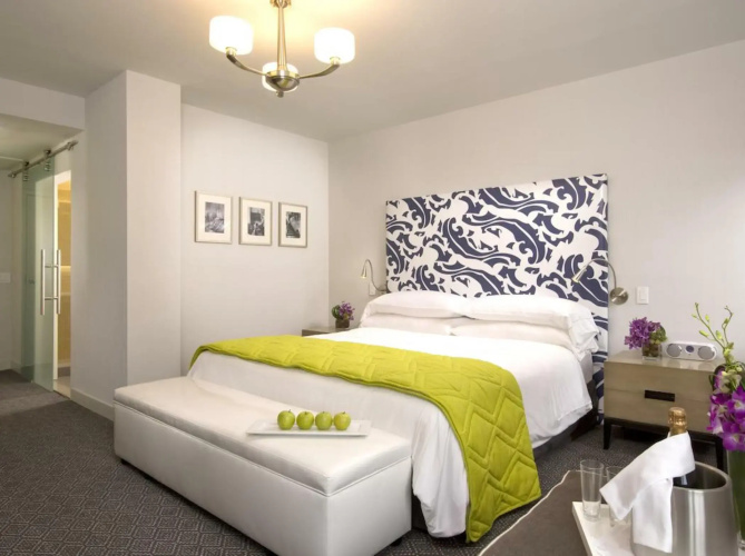 Hotel Breakwater South Beach
