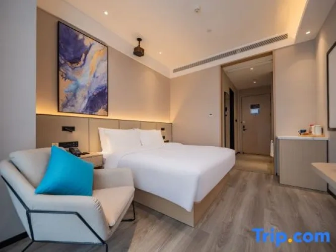 Standard Double room with view