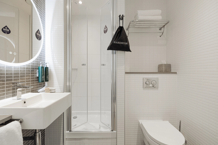 DoubleTree by Hilton Amsterdam Centraal Station photo 26