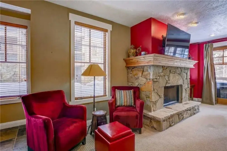 Town Pointe B101 3 Bedroom Condo