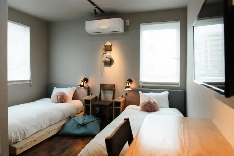 Standard Twin room
