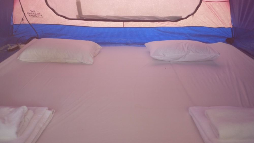 Sawasdee Lagoon Camping & Restaurant