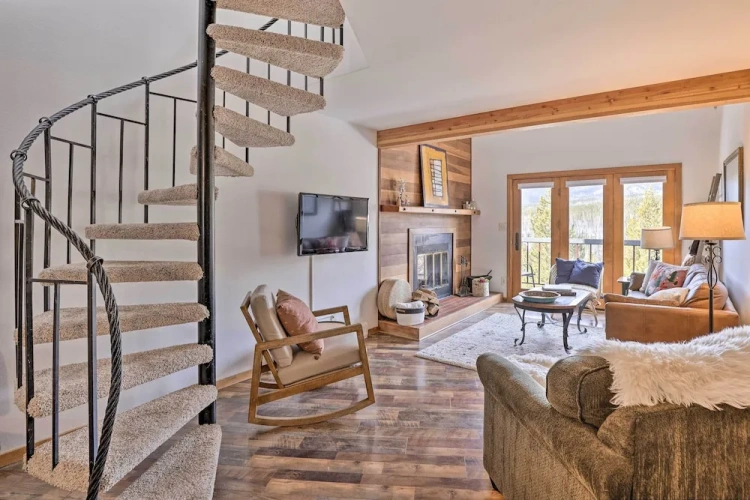 3 Bedrooms Apartment with balcony