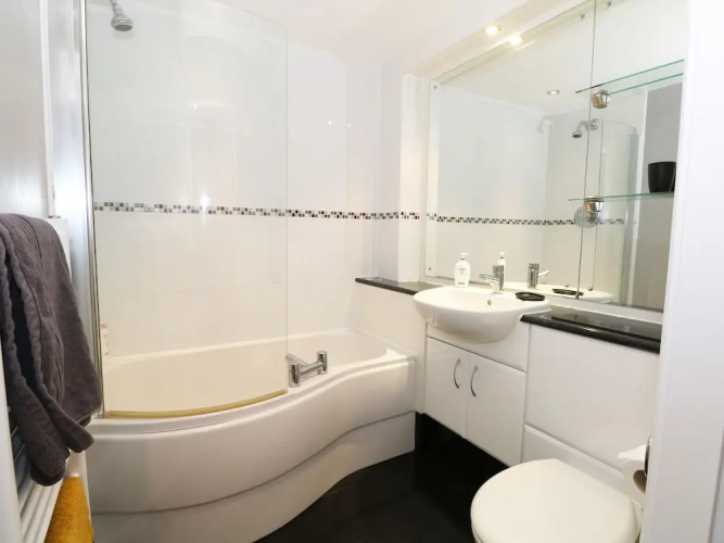 25 Saddlery Way