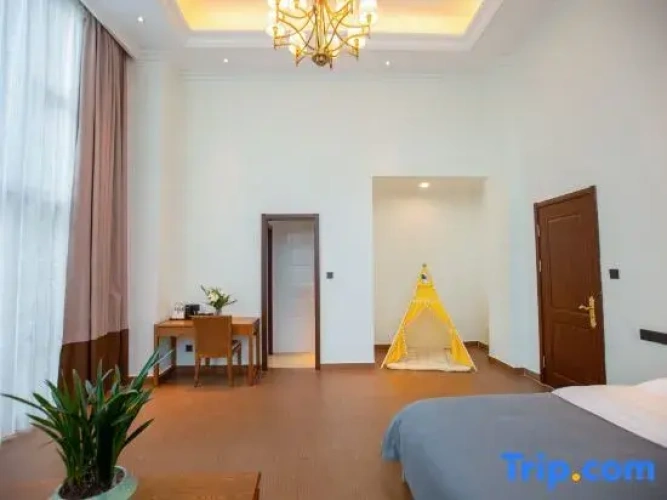Tent with balcony