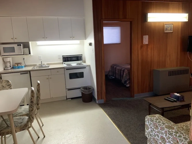 1 Bedroom Standard Suite