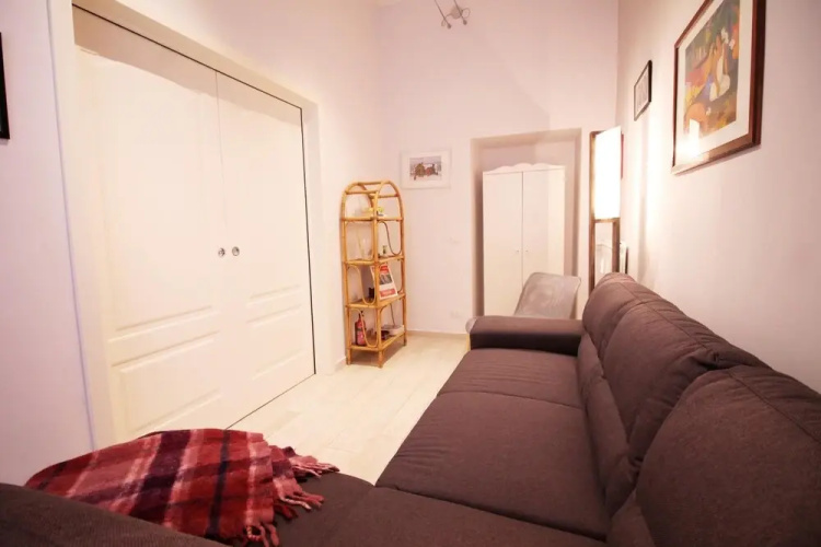 Walk to the Vatican From Your Smart Apt