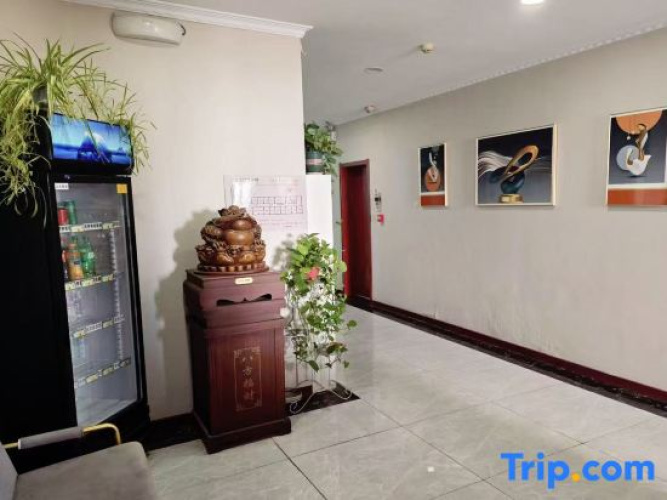 Qingdao Yuhao Express Hotel