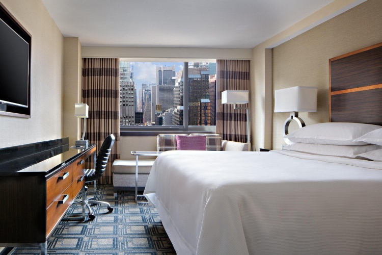 Premier Double room with city view