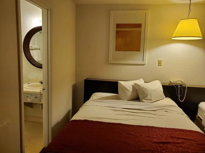 Sands Motel