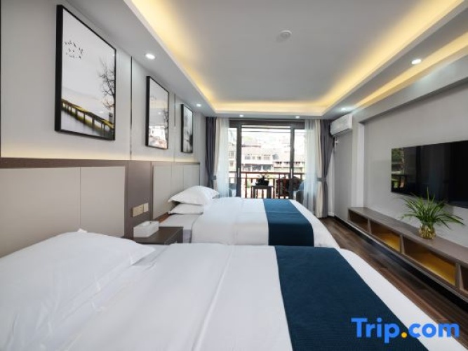 Deluxe Twin room with river view