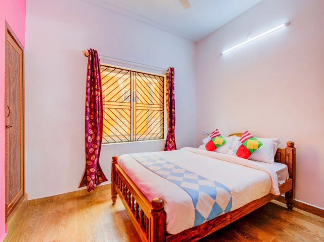 Oyo Home 23219 Bright Studio