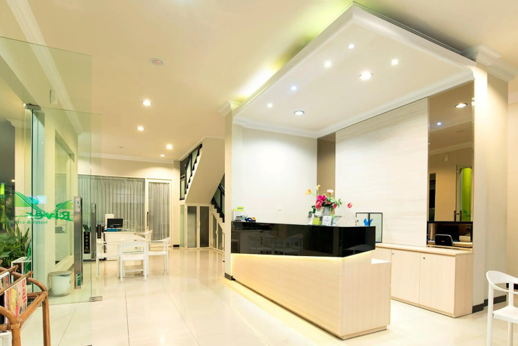 Riverstone Hotel and Cottage