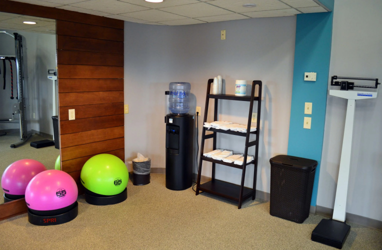 Holiday Inn & Suites Syracuse Airport - Liverpool photo 25