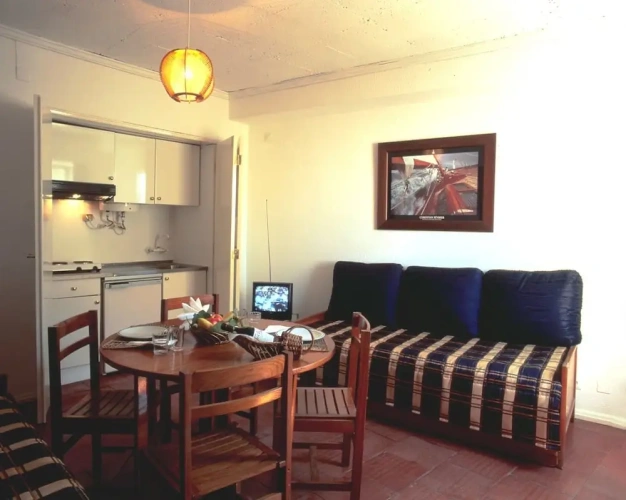 Standard Twin Studio