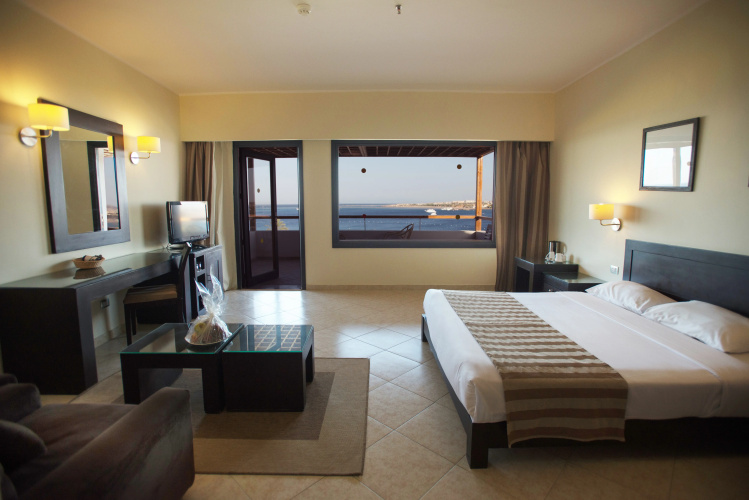 Fort Arabesque Beach Resort