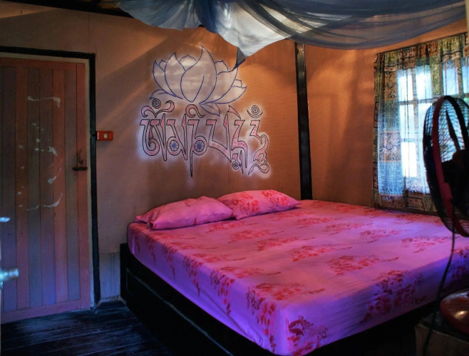 Haad Chao Phao Resort