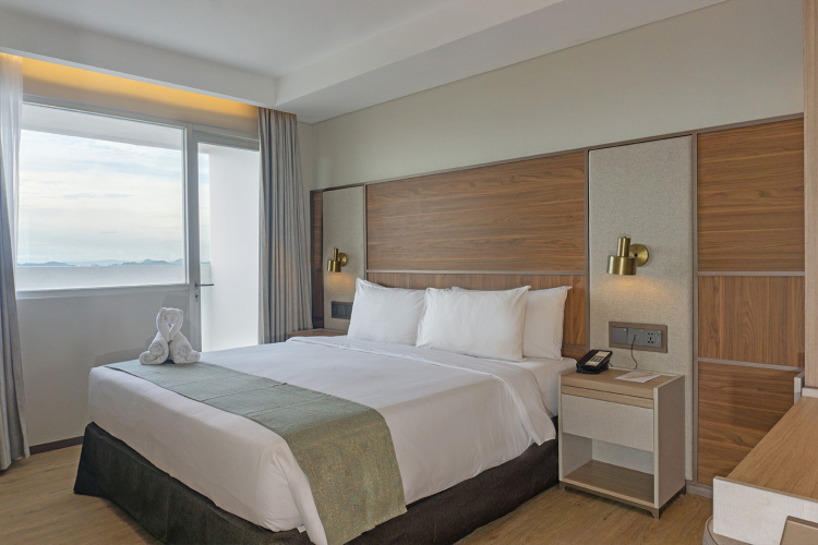 1 Bedroom Double Suite with balcony and with view