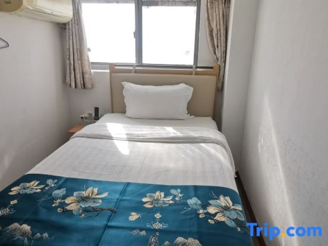 Premium Single room
