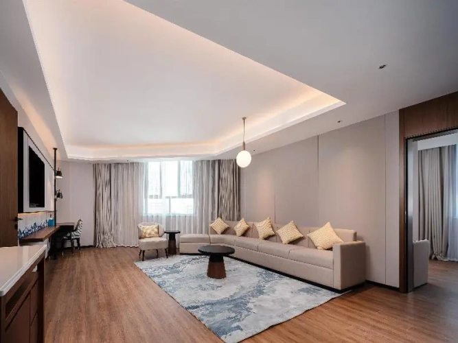 Deluxe Double Suite