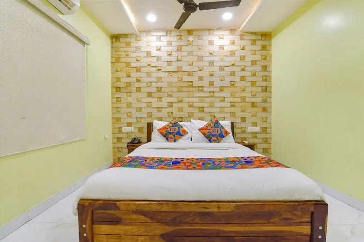Fabexpress Rani Bagh