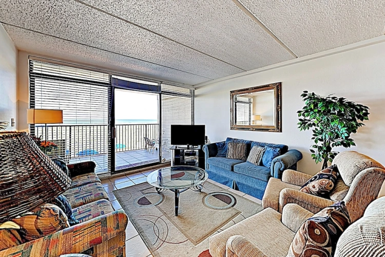 2 Bedrooms Apartment with balcony