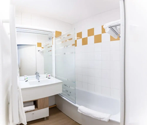 1 Bedroom Double Apartment