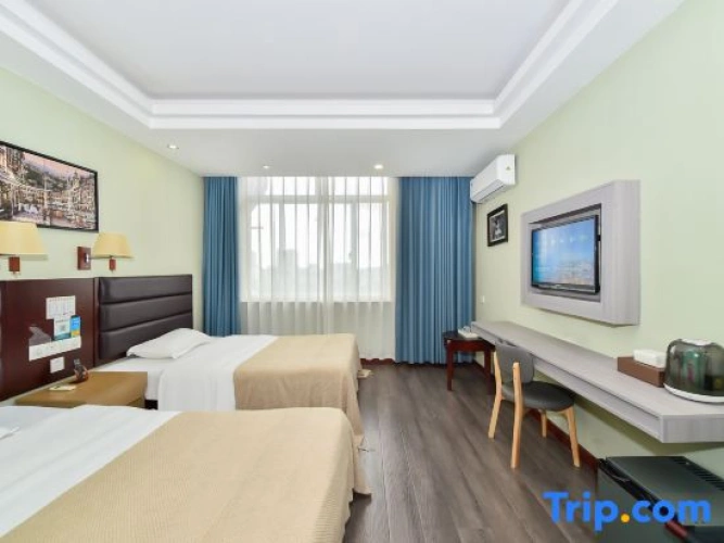 Standard Twin Family room