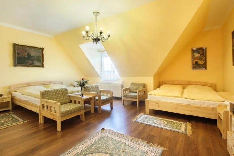 Standard Quadruple room