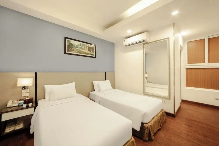 Superior Twin room
