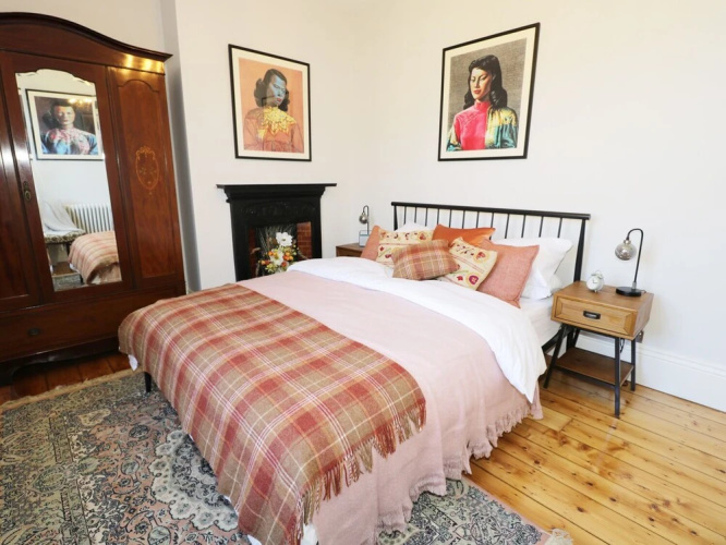 Laburnum Cottage