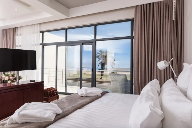 Luxury Suite