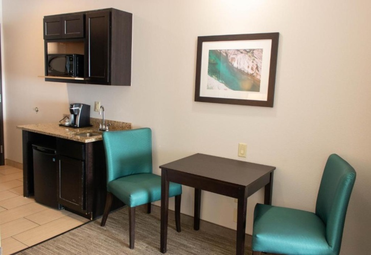 Quadruple Suite