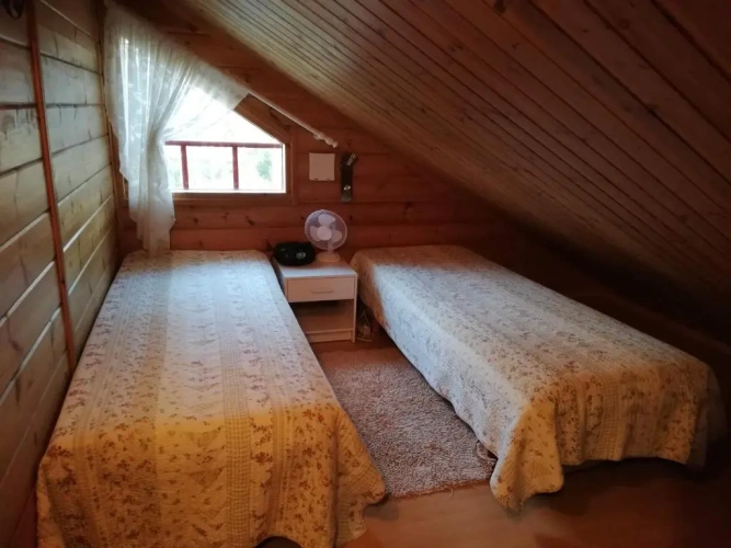 2 Bedrooms Cottage