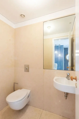 JOIVY Chiado Self Check-In 2-BR Flat w/Parking