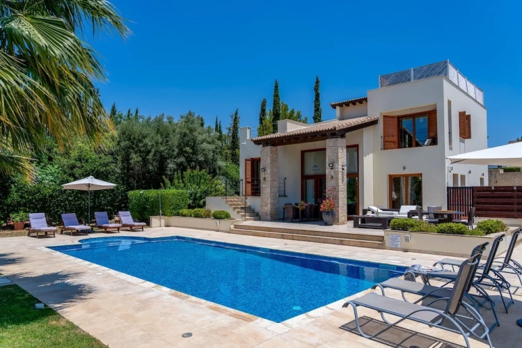 Villa with balcony