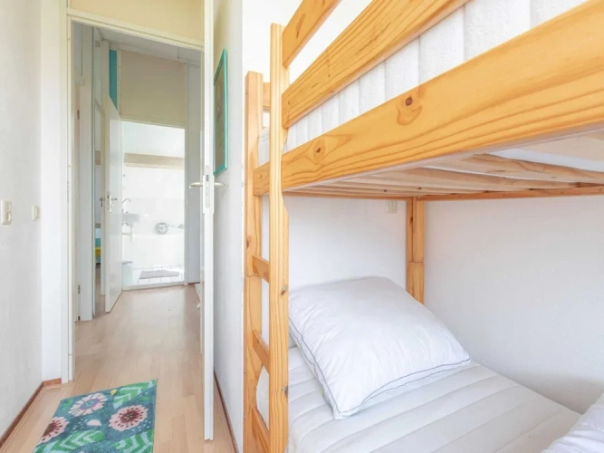 3 Bedrooms Classic Cottage