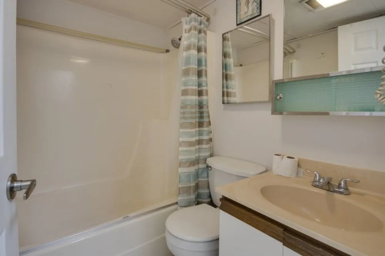 Ocean Waye 216 - 0 Br Condo