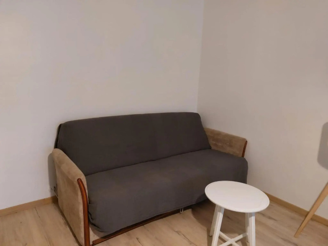 Piata Victoriei Sanador Studio Apartment