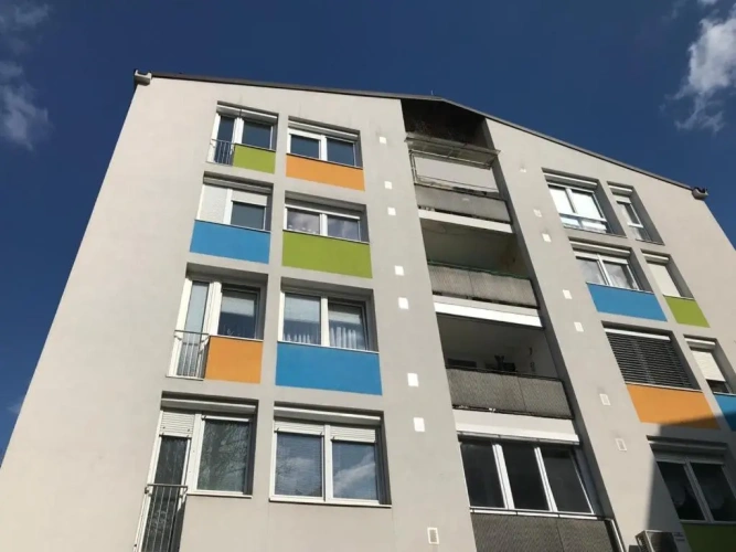 3 Bedrooms Apartment