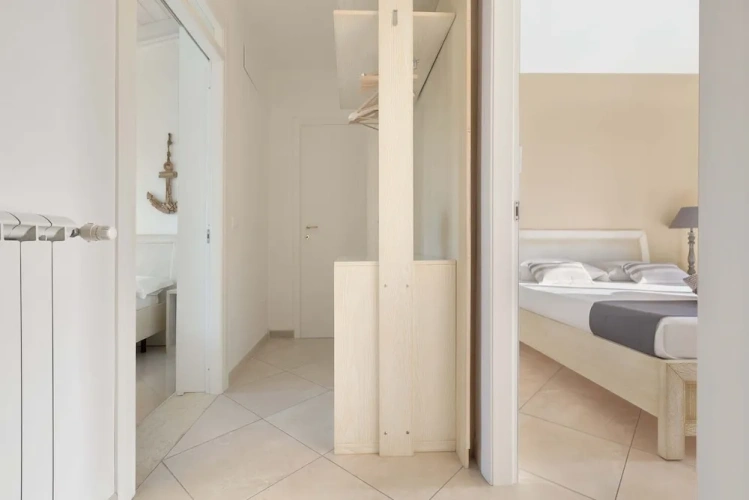 6 Bedrooms Prestige Cottage