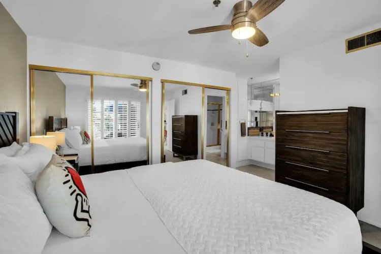 Keith Haring Inspired 2BD Deauville