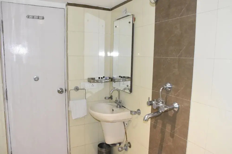 Hotel Kumar International